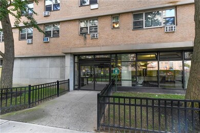 Trump Village unit 4-F, Brooklyn, NY 11224 - photo 5