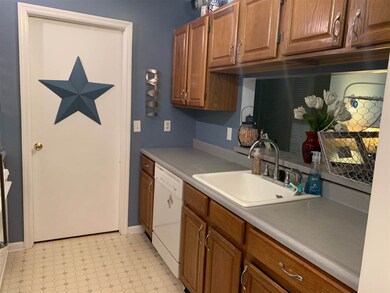 2 Galloway Rd unit 36, MerriMacK, NH 03054 - photo 5