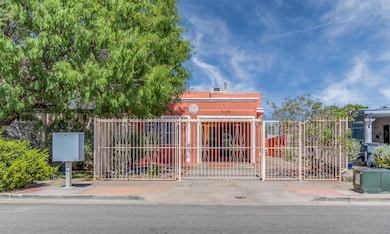 FC3BFD7E-88F1-48DD-9E79-A8A94FD76811