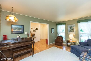 15430 Beachview Dr, Dumfries, VA 22025 - photo 6