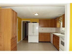 119 Phillips Ave, Warwick, RI 02888 - photo 2