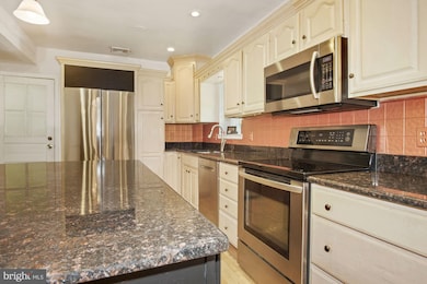 2177 Joshua Rd, Lafayette Hill, PA 19444 - photo 7