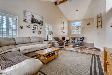 Livingroom/Dinning