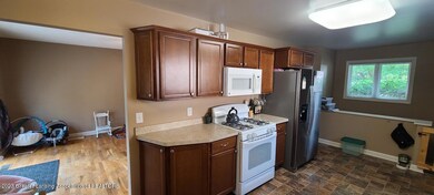 kitchen living room