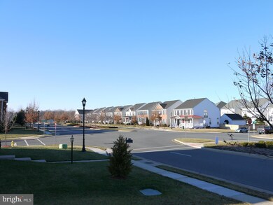 2505 Port Potomac Ave, Woodbridge, VA 22191 - photo 3