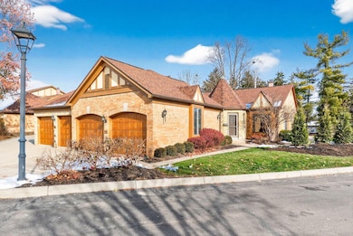 3336 Mansion Way, Columbus, OH 43221 - photo 2