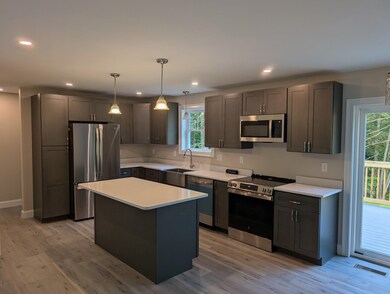 593 Prospect St, Franklin, NH 03235 - photo 5