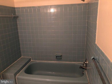 2214 Carlton Ln, Wilmington, DE 19810 - photo 5