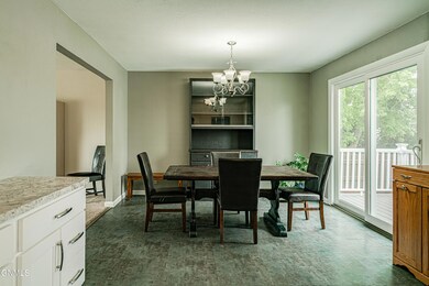 1135N27thSt_00013