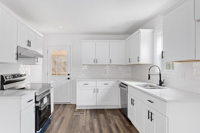 1884 Cumberland Heights Rd, Clarksville, TN 37040 - photo 4