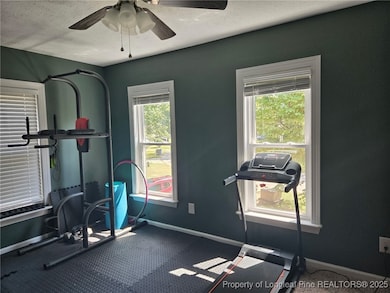 6924 Callahan Cir, Fayetteville, NC 28314 - photo 4