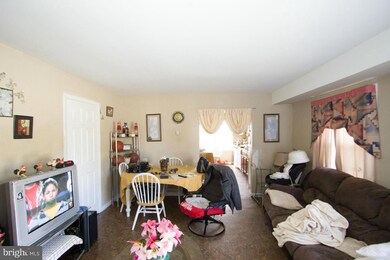 8445 Pioneer Dr, Severn, MD 21144 - photo 5