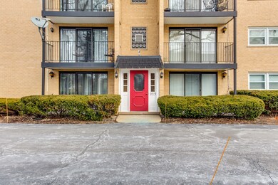 999 S Euclid Ave unit 3N, Elmhurst, IL 60126 - photo 2