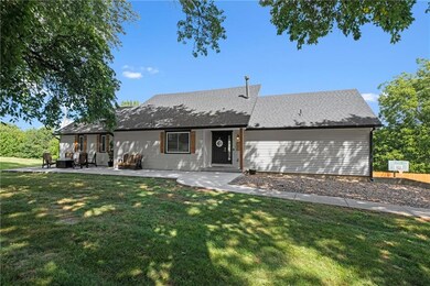 131 Rock Creek Loop, Lansing, KS 66043 - photo 2