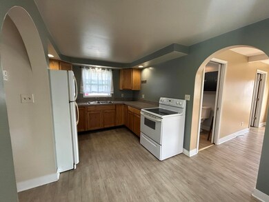 122 W 10th Ave, Sault Sainte Marie, MI 49783 - photo 6