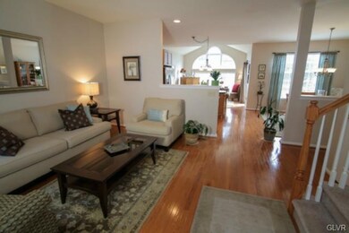 5296 Green Lawn Dr, Macungie, PA 18062 - photo 3