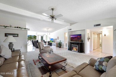 10714 W Wheatridge Dr, Sun City, AZ 85373 - photo 6