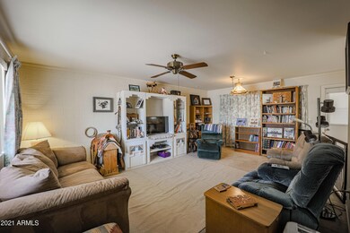 Entertainment center