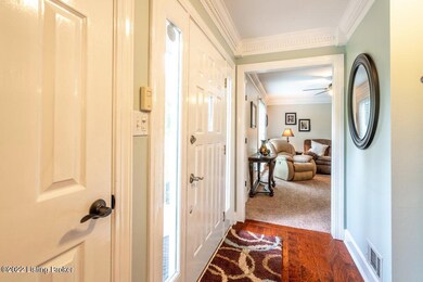 Foyer to Living Rm