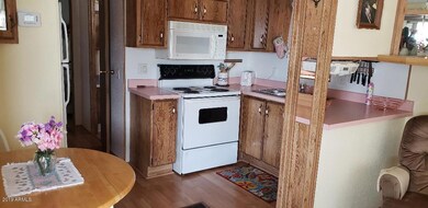 207 kitchen-break