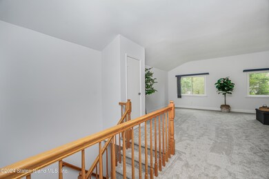 226 Katan Ave unit B, Staten Island, NY 10308 - photo 4