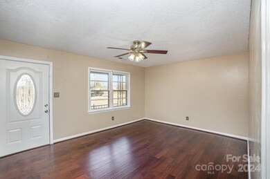 2536 S Chipley Ford Rd, Statesville, NC 28625 - photo 4