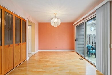 2814 Brindle Ct unit 4, Northbrook, IL 60062 - photo 5