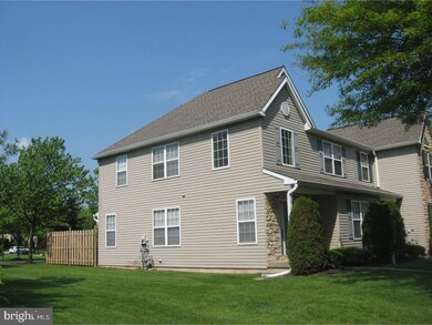 850 Doe Ct, Royersford, PA 19468 - photo 2