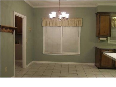 Eat-in Area in Kitchen.