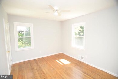 1504 Pacific Ave, Capitol Heights, MD 20743 - photo 4