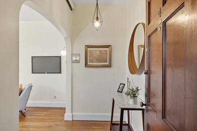 122 Holland St unit 4, Somerville, MA 02144 - photo 2