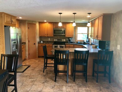 402 N Grover St, Warren, IN 46792 - photo 7