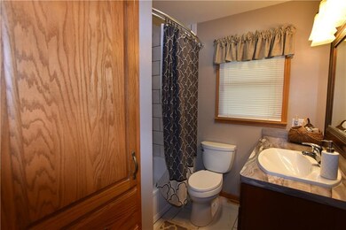 2715 15th St, Columbus, IN 47201 - photo 7