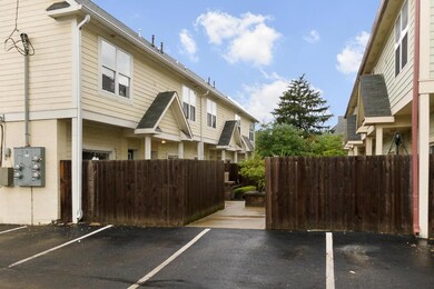 1088 Perry St unit C, Columbus, OH 43201 - photo 6