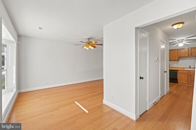 205 Powhatan Ct, Stafford, VA 22556 - photo 4