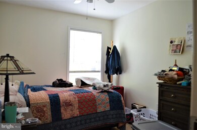 110 Blackfriars Cir unit 77, Doylestown, PA 18901 - photo 5