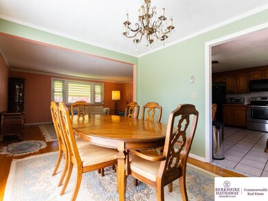 93 Graymore Rd, Waltham, MA 02451 - photo 7