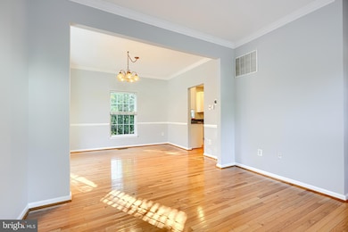 5619 Harvey Ct, White Marsh, MD 21162 - photo 4