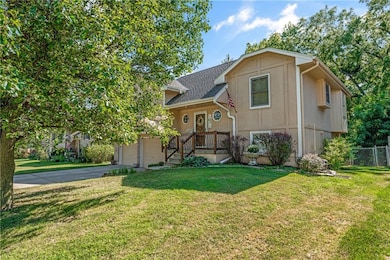 1124 N Ponca Dr, Independence, MO 64056 - photo 3