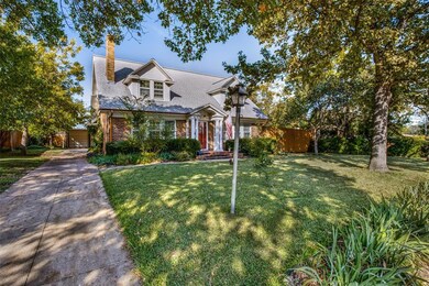 Side drive to the detached garage in the back- lots of parking and space