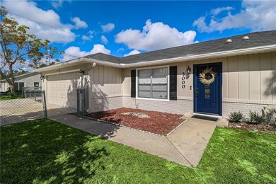 3000 Macon street front door view.