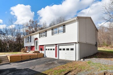 86 Dracut Rd, Hudson, NH 03051 - photo 2