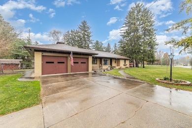 1270 Hemmeter Rd, Saginaw, MI 48638 - photo 2