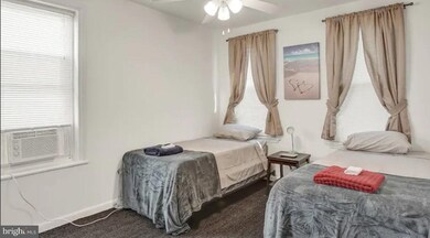 2216 Reed St unit 2ND FLR, Philadelphia, PA 19146 - photo 5