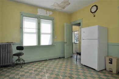 131 Fairview St, Providence, RI 02908 - photo 3