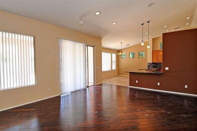 003_Living - Kitchen