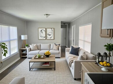 70 Tower Manor Cir E unit 70, Auburndale, FL 33823 - photo 2