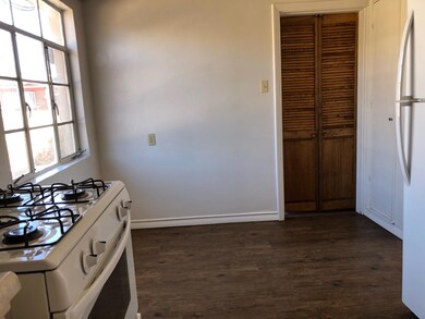 3237 Monroe Ave, El Paso, TX 79930 - photo 5