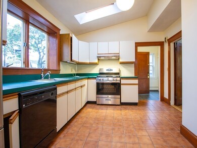 24 Piedmont St unit 2, Arlington, MA 02476 - photo 2