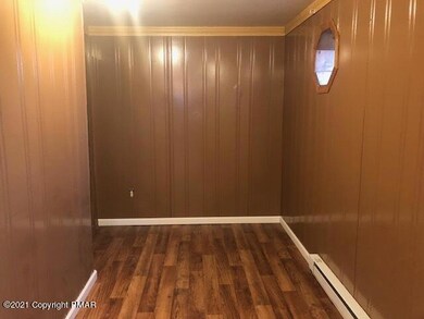 307 Adams Dr unit 101, Sciota, PA 18354 - photo 5